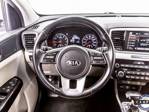 Used 2020 Kia Sportage EX image 21