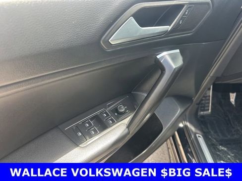 Certified 2021 Volkswagen Tiguan SE R-Line FWD image 16