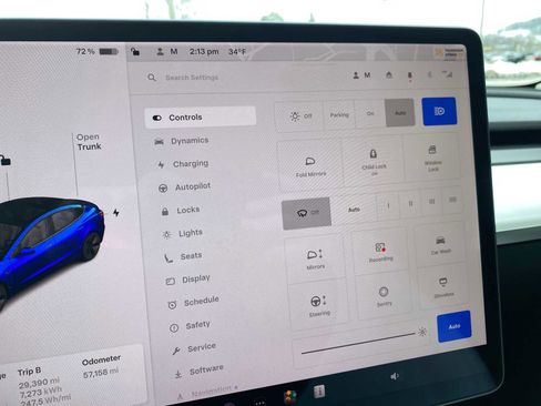 Used 2021 Tesla Model 3 Standard Range Plus image 19