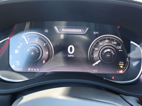 New 2027 RAM 3500 Laramie AWD/4WD image 13