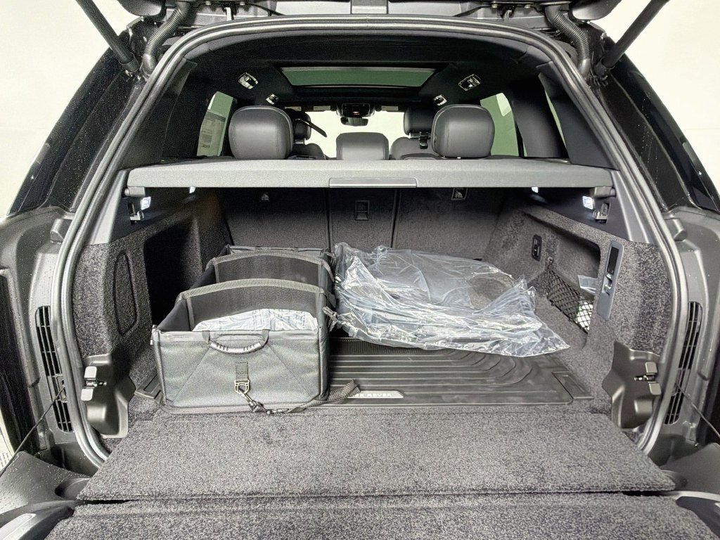 New 2027 Land Rover Range Rover SE AWD/4WD image 28