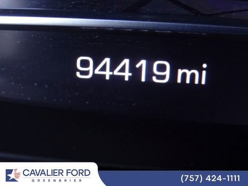 Used 2022 GMC Yukon XL Denali AWD/4WD image 27