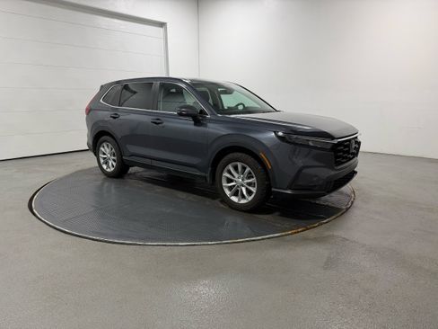 Used 2024 Honda CR-V EX image 2