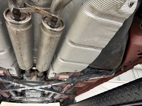 Used 2003 Ford Thunderbird image 87