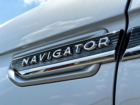 Used 2022 Lincoln Navigator Black Label AWD/4WD image 15