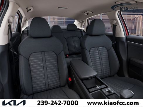 New 2025 Kia K5 LXS image 15