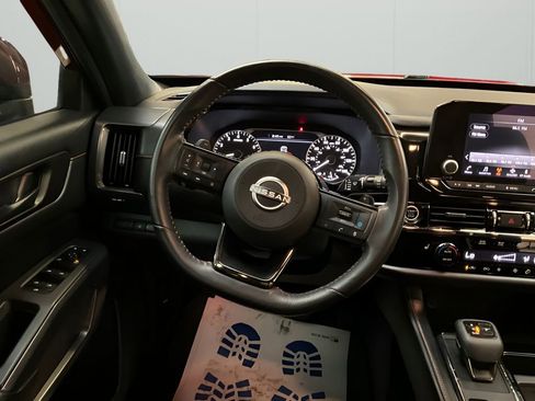 Used 2023 Nissan Pathfinder Rock Creek image 9