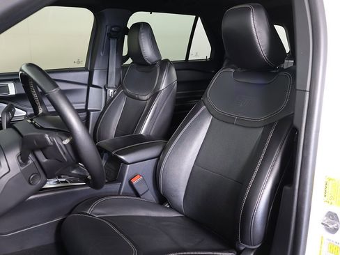 Used 2022 Ford Explorer ST w/ Equipment Group 401A image 34