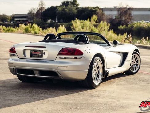 Used 2003 Dodge Viper SRT-10 image 59