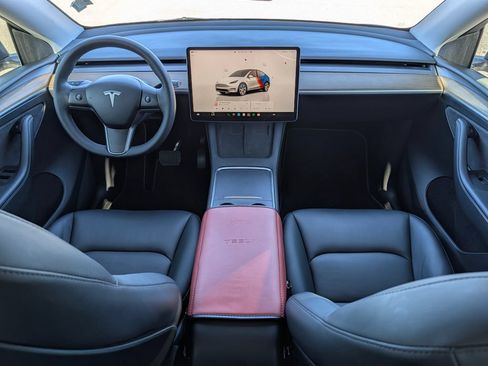 Used 2023 Tesla Model Y Long Range AWD/4WD image 13