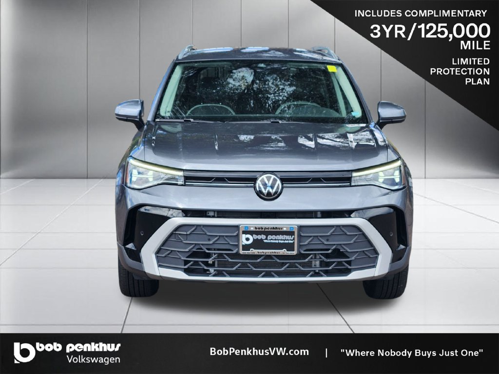 Used 2025 Volkswagen Taos SE AWD/4WD image 22