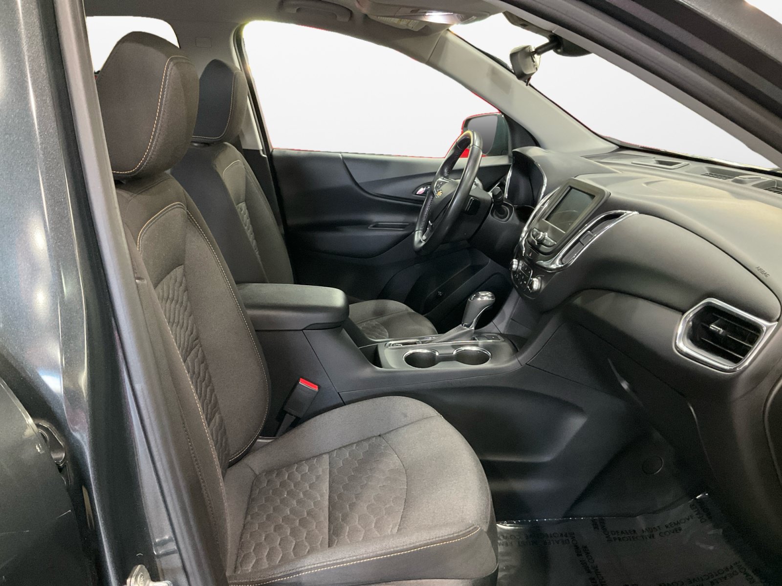 Used 2020 Chevrolet Equinox LT AWD/4WD image 17