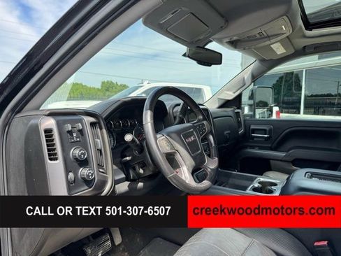 Used 2018 GMC Sierra 1500 SLT w/ All Terrain Package AWD/4WD image 8