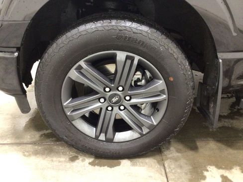 Used 2023 Ford F150 XLT w/ Equipment Group 302A High image 5