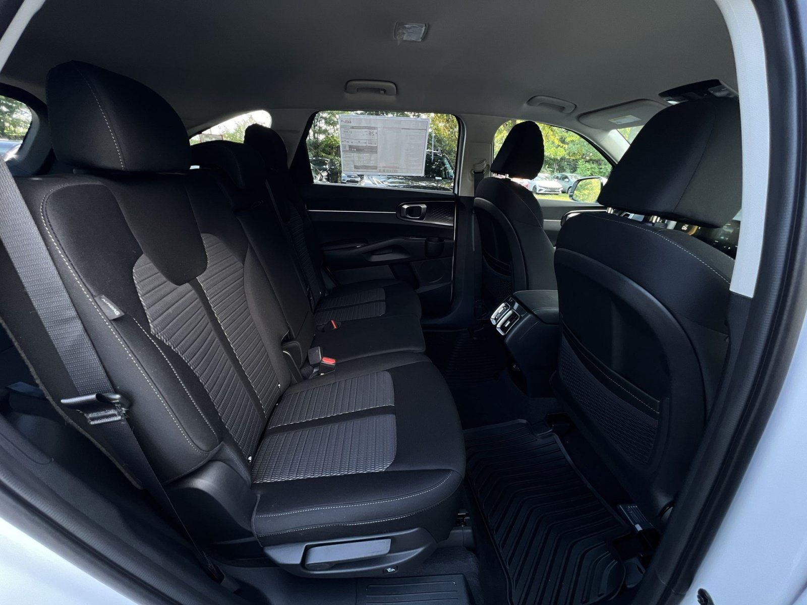 New 2026 Kia Sorento LX FWD image 31