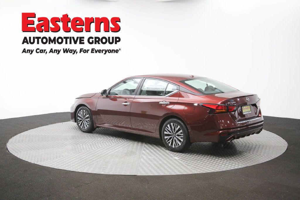 Used 2023 Nissan Altima 2.5 SV w/ SV Premium Package FWD image 69