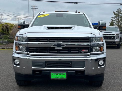 Used 2017 Chevrolet Silverado 3500 LTZ w/ Duramax Plus Package image 12