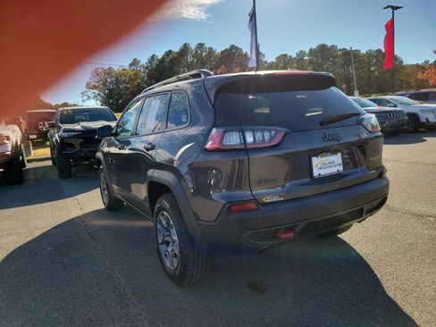 Used 2022 Jeep Cherokee Trailhawk w/ Technology Group B image 5