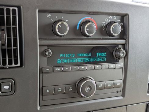 Used 2023 Chevrolet Express 3500 w/ Power Convenience Package image 17