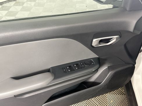 Used 2025 Kia K4 FWD image 15