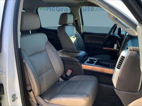 Used 2017 Chevrolet Silverado 1500 LTZ w/ Sport Package image 29