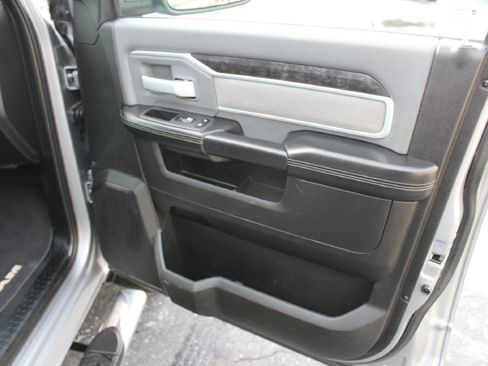 Used 2022 RAM 2500 Big Horn image 28