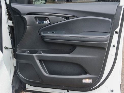 Used 2022 Honda Pilot Elite image 18