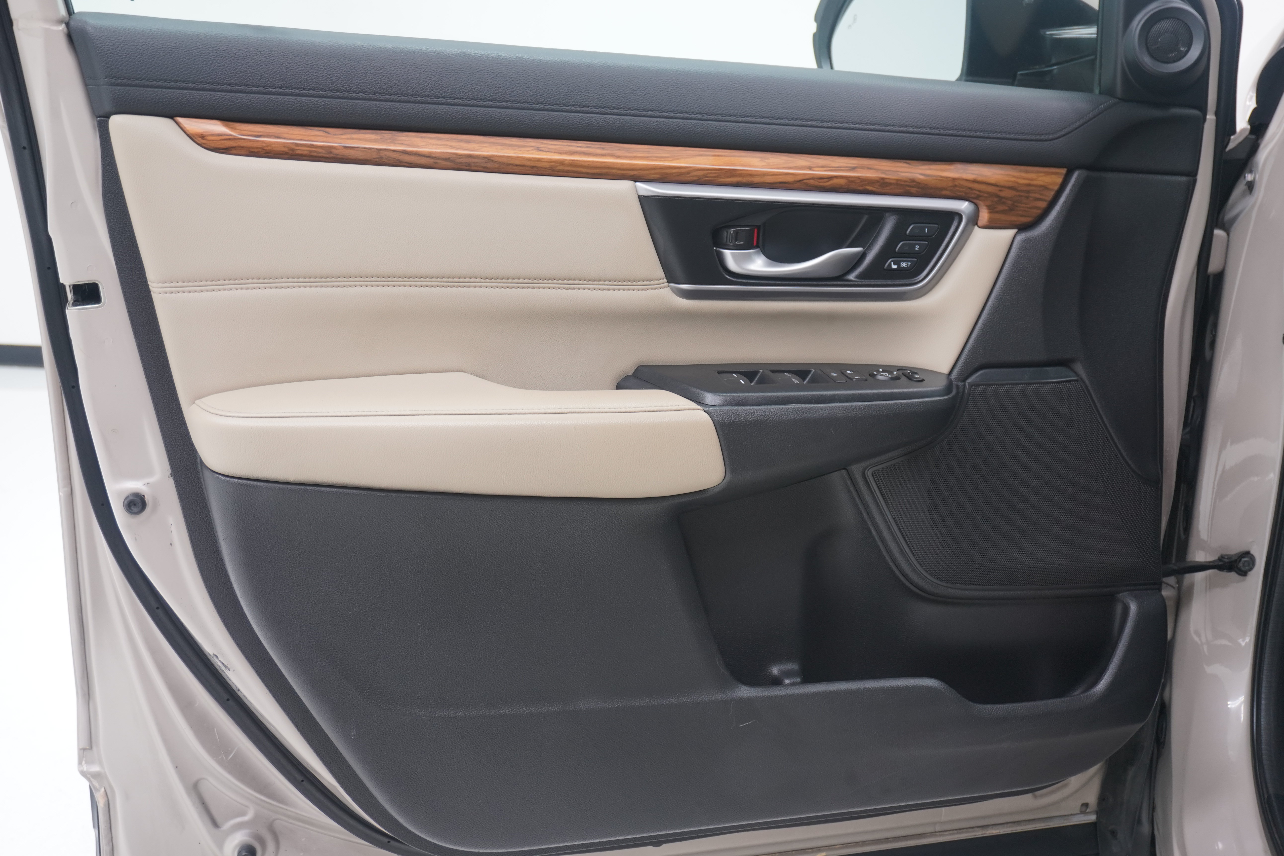Used 2018 Honda CR-V EX-L image 13