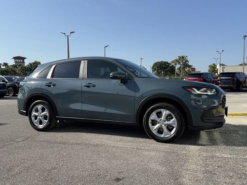 Used 2025 Honda HR-V LX image 2