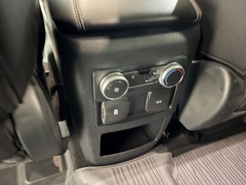 Used 2021 Ford Explorer XLT w/ Equipment Group 202A image 27