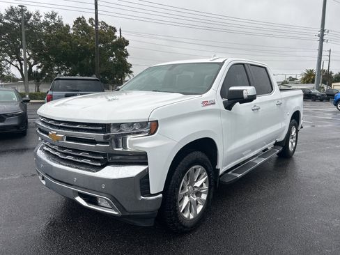 Used 2022 Chevrolet Silverado 1500 LTZ image 3