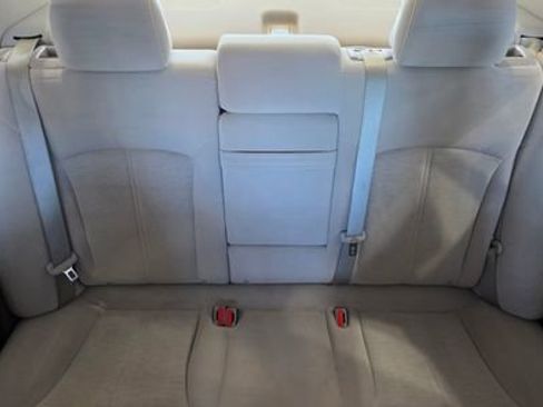 Used 2011 Buick LaCrosse CX image 28