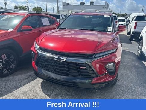 Used 2024 Chevrolet Blazer RS w/ Driver Confidence II Package image 3