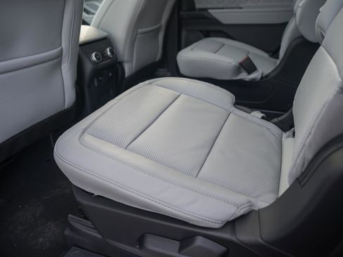 New 2026 Ford Explorer Platinum w/ LUX Leather Package image 38