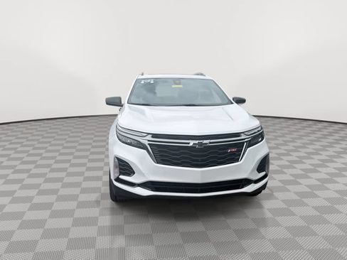 Certified 2023 Chevrolet Equinox RS w/ RS Leather Package AWD/4WD image 3