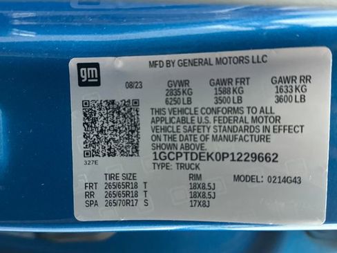 Used 2023 Chevrolet Colorado Z71 w/ Z71 Convenience Package 2 image 33