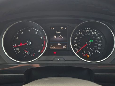 Used 2019 Volkswagen Tiguan SE w/ 3rd Row Seat Package image 42