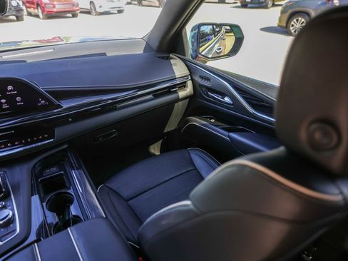 Certified 2022 Cadillac Escalade Sport w/ Touring Package image 29