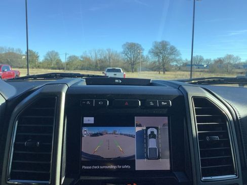 Used 2019 Ford F150 Raptor w/ Equipment Group 802A Luxury image 19