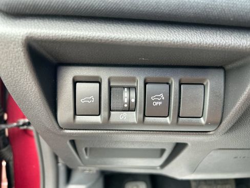 Used 2023 Subaru Outback Premium AWD/4WD image 22