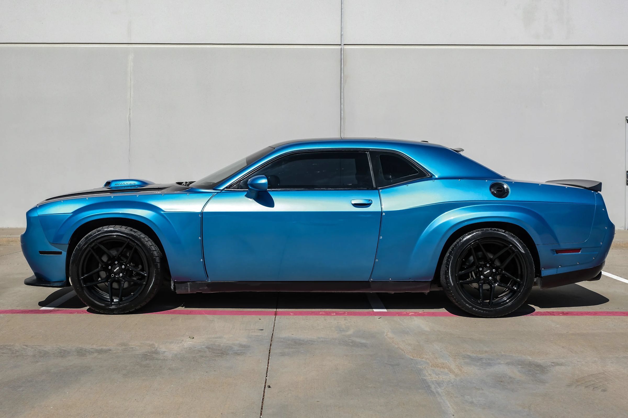 Used 2015 Dodge Challenger R/T RWD image 15