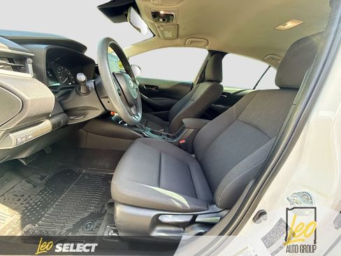 Used 2024 Toyota Corolla LE FWD image 22