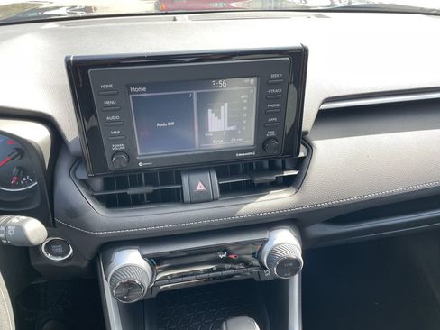 Used 2020 Toyota RAV4 XLE w/ Convenience Package AWD/4WD image 18