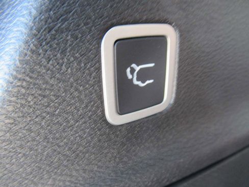 New 2026 Chrysler Pacifica Pinnacle image 6