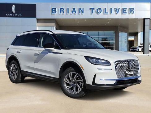 New 2026 Lincoln Corsair Premiere image 1