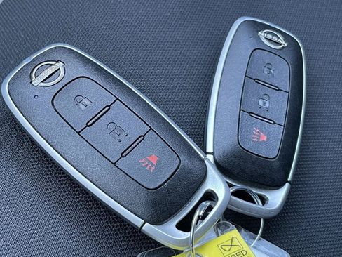 Used 2023 Nissan Kicks S FWD image 33