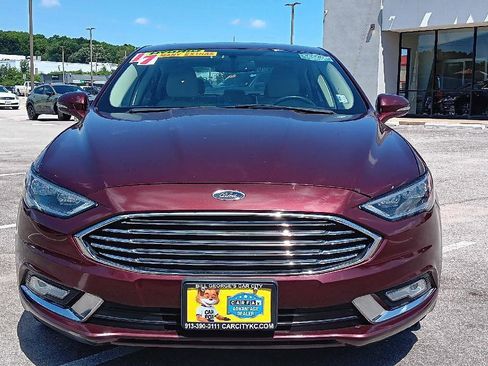 Used 2017 Ford Fusion Titanium image 2