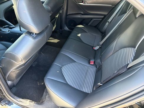 Used 2021 Toyota Camry SE image 21