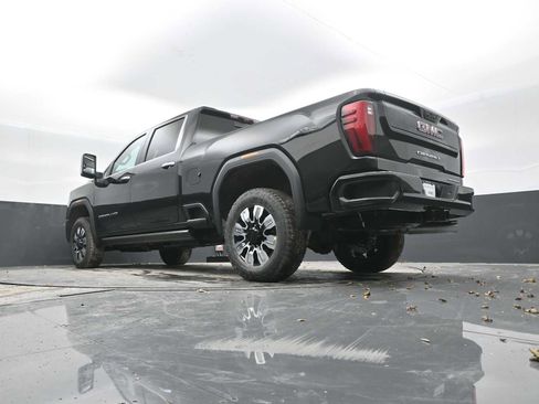 New 2026 GMC Sierra 2500 Denali w/ Denali Reserve Package image 33