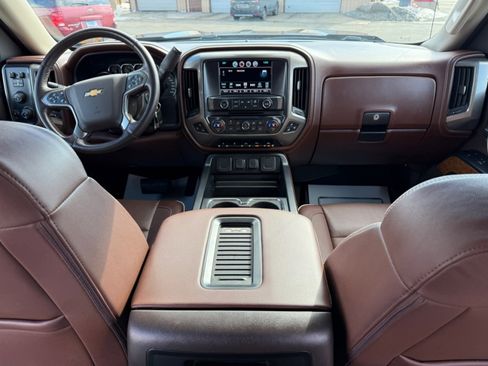 Used 2016 Chevrolet Silverado 1500 High Country w/ High Country Premium Package image 19